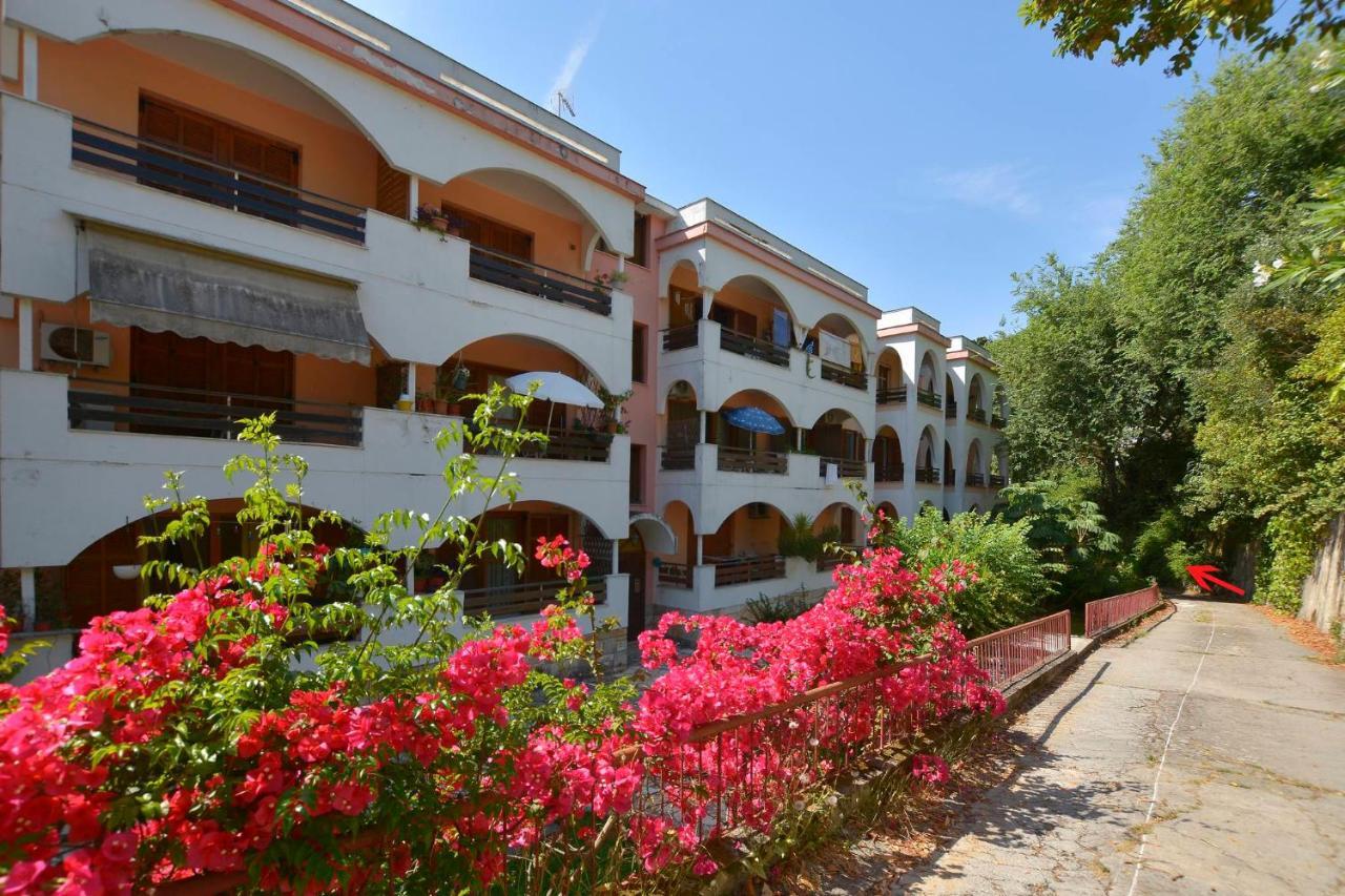 Casa Margarita Apartment *